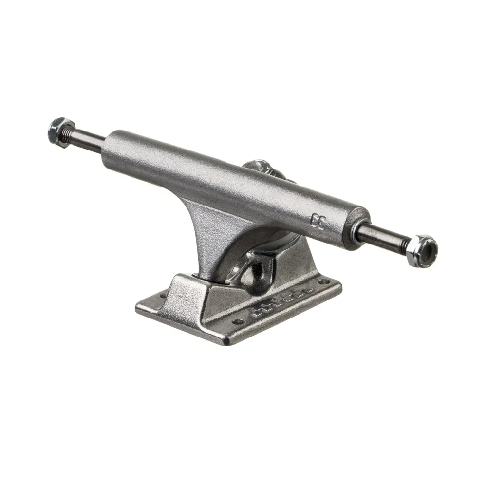 Outlet Classic Polished 33 (8"-8.25") Ace Trucks | Hardwares